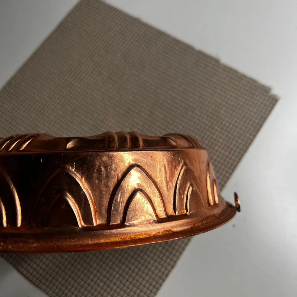 Vintage Copper Ring Mold 3.5 Cup Embossed Decorative Jello Bundt Cake Pan 8.5